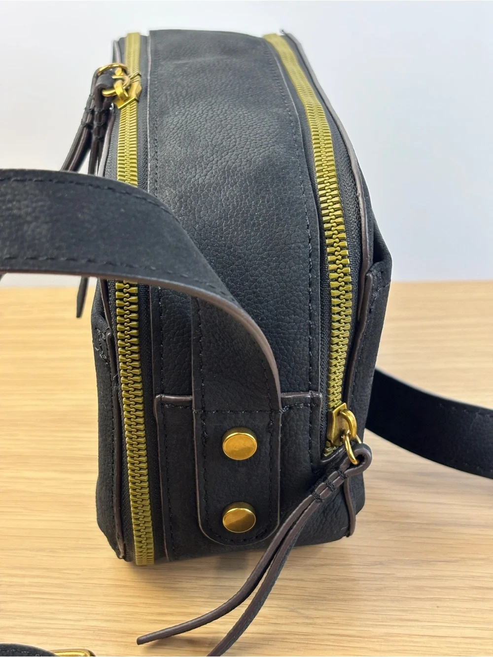 American Leather Co. design features