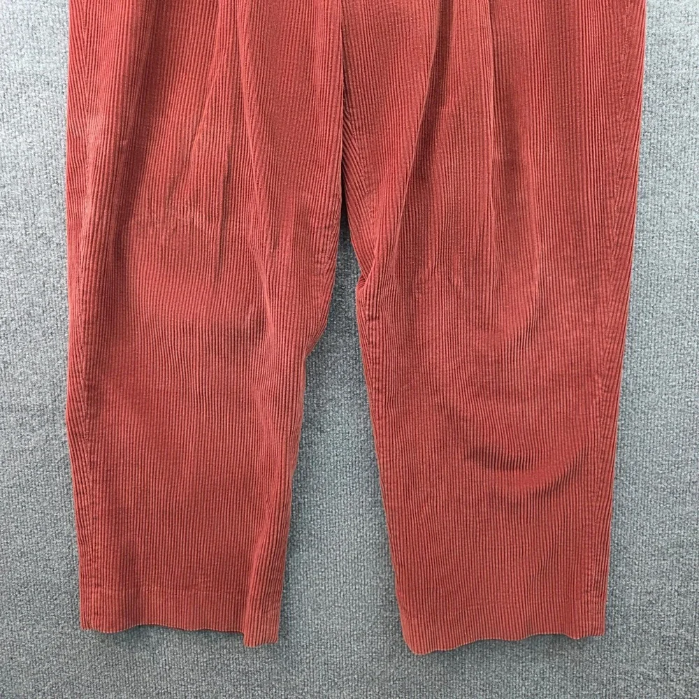 L.L. Bean corduroy fit theme