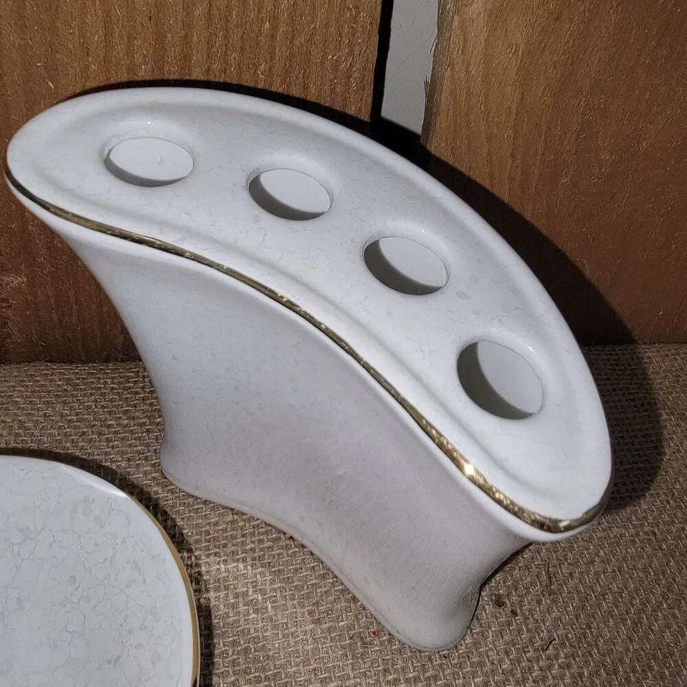 White bathroom set
