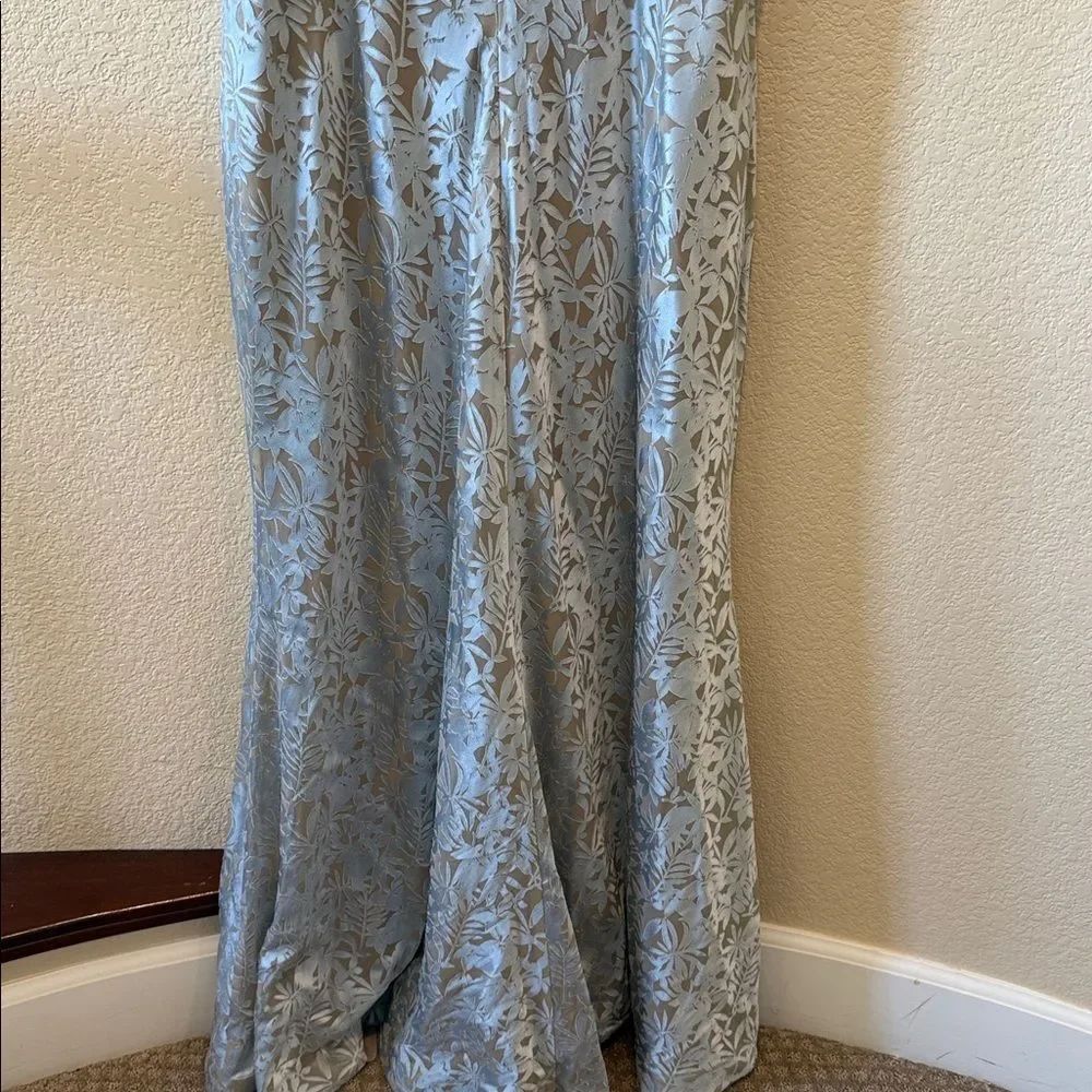Anthropologie Jenny Yoo Dahlia Dress Elegant Lace Maxi Dress in Silver-Taupe