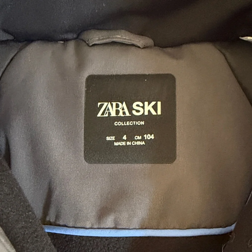 Zara Ski Hooded Black Ski Jacket
