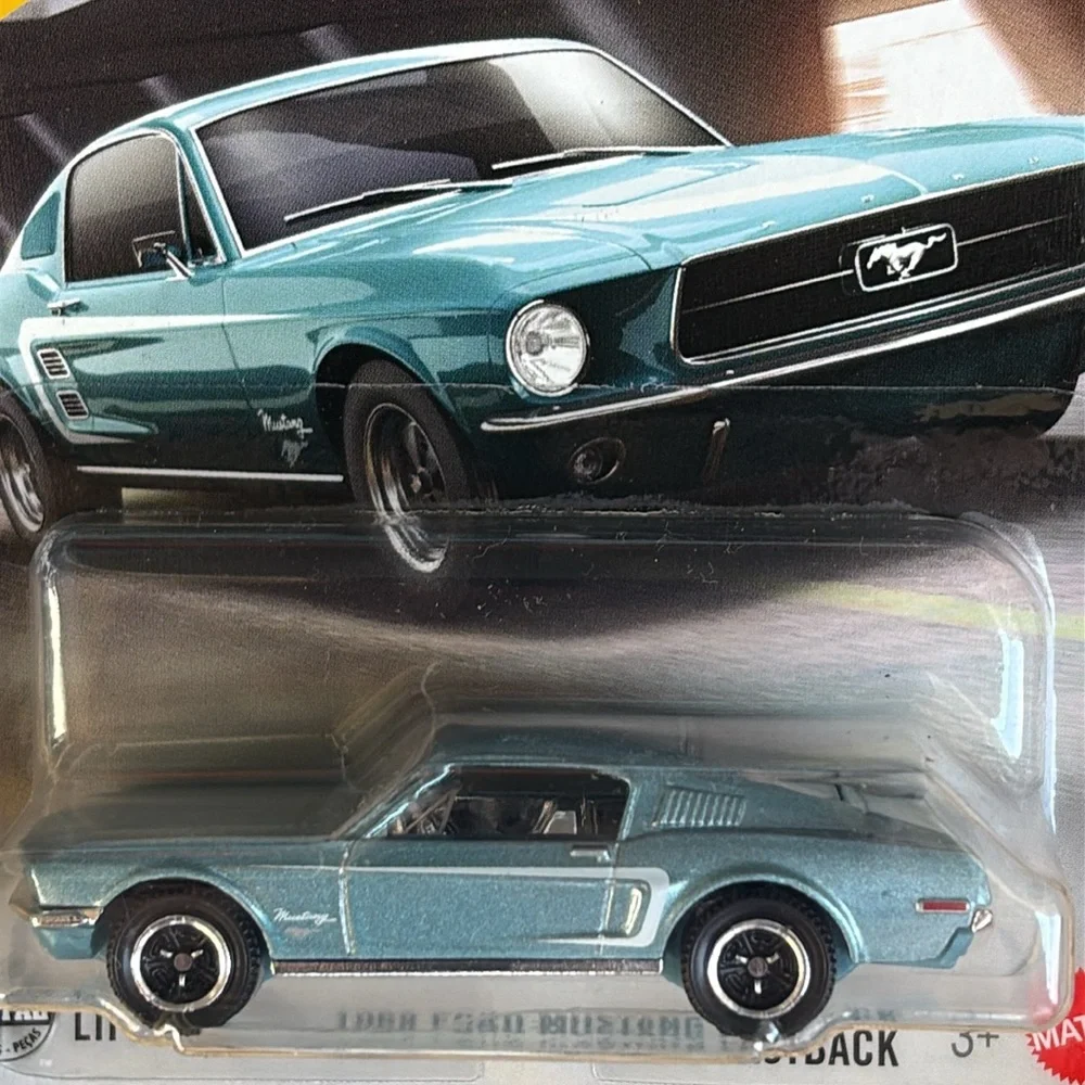 Mattel display majorette