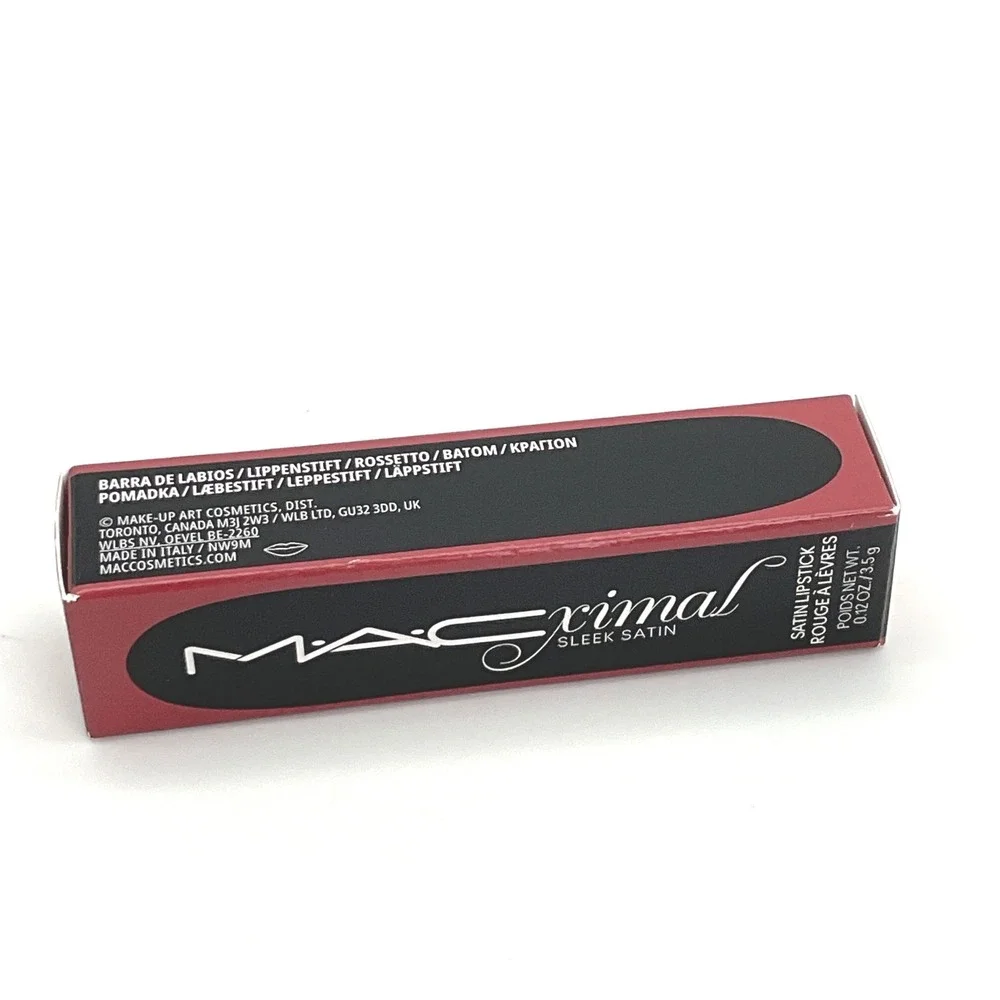 MAC Cosmetics macximal sleek