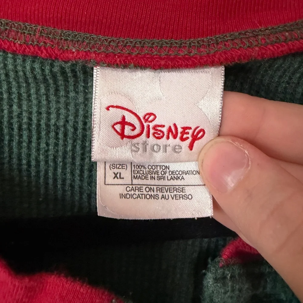 Disney piece mickey