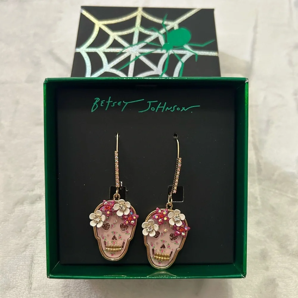 Betsey Johnson new tags