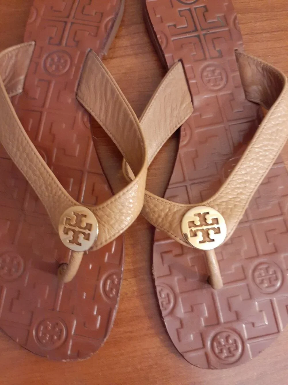 Tory Burch Leather Flip Flop Shoes