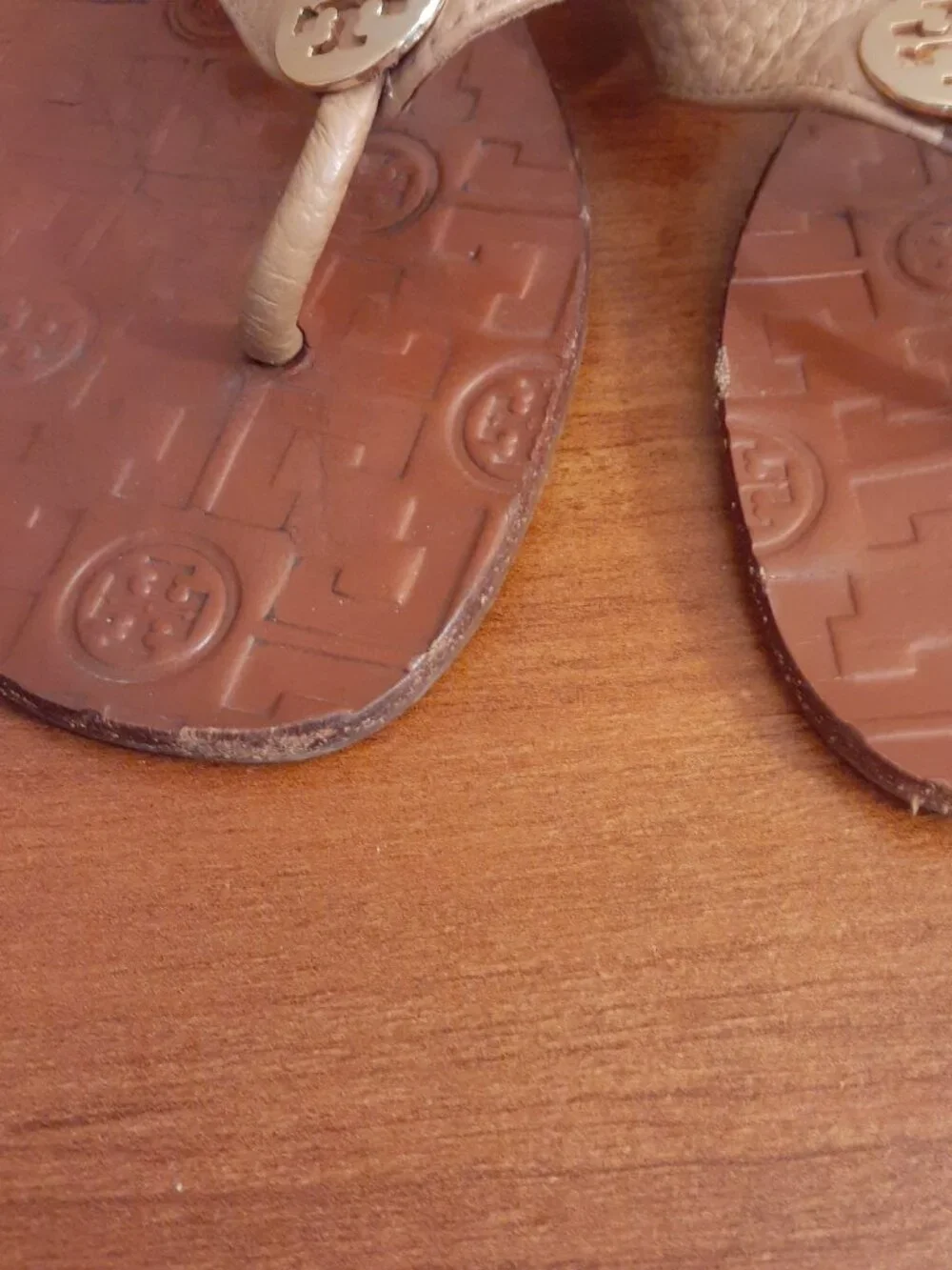 Tory Burch Leather Flip Flop Shoes