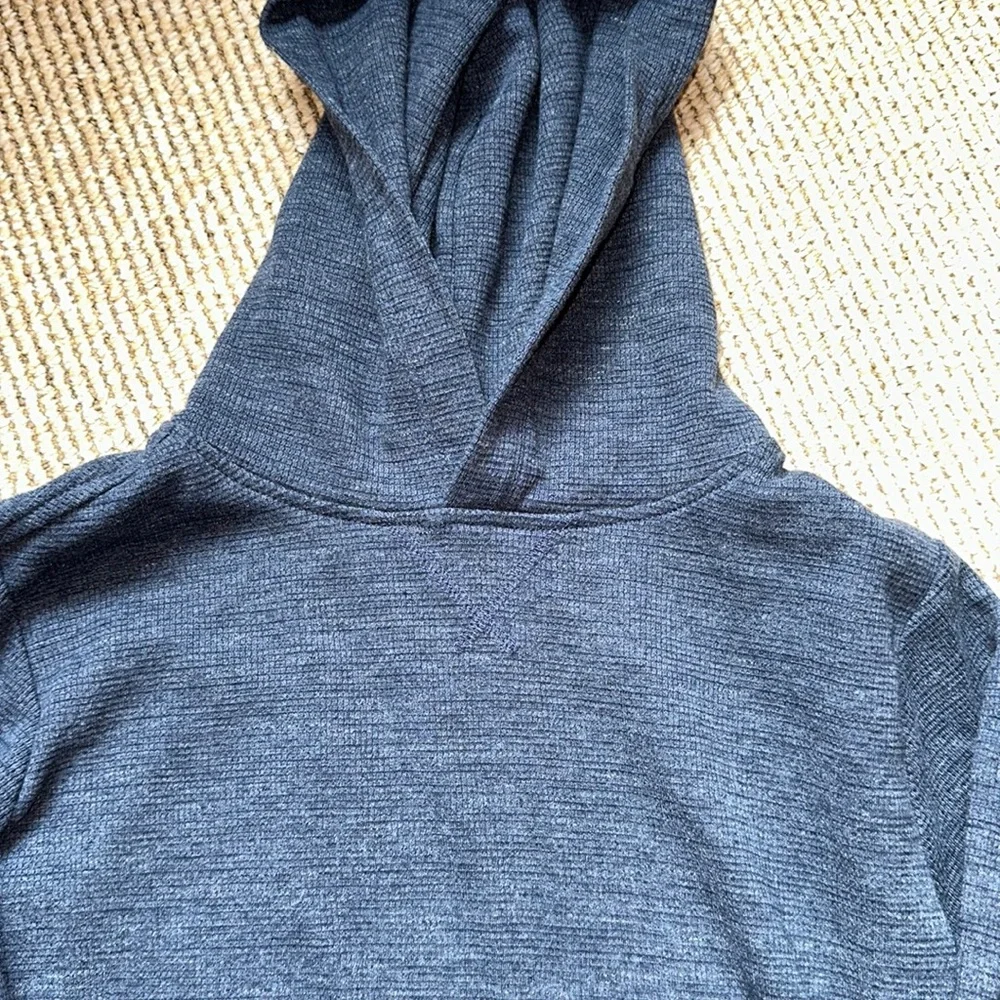 NWOT Gap navy blue waffle hooded boys shirt size small