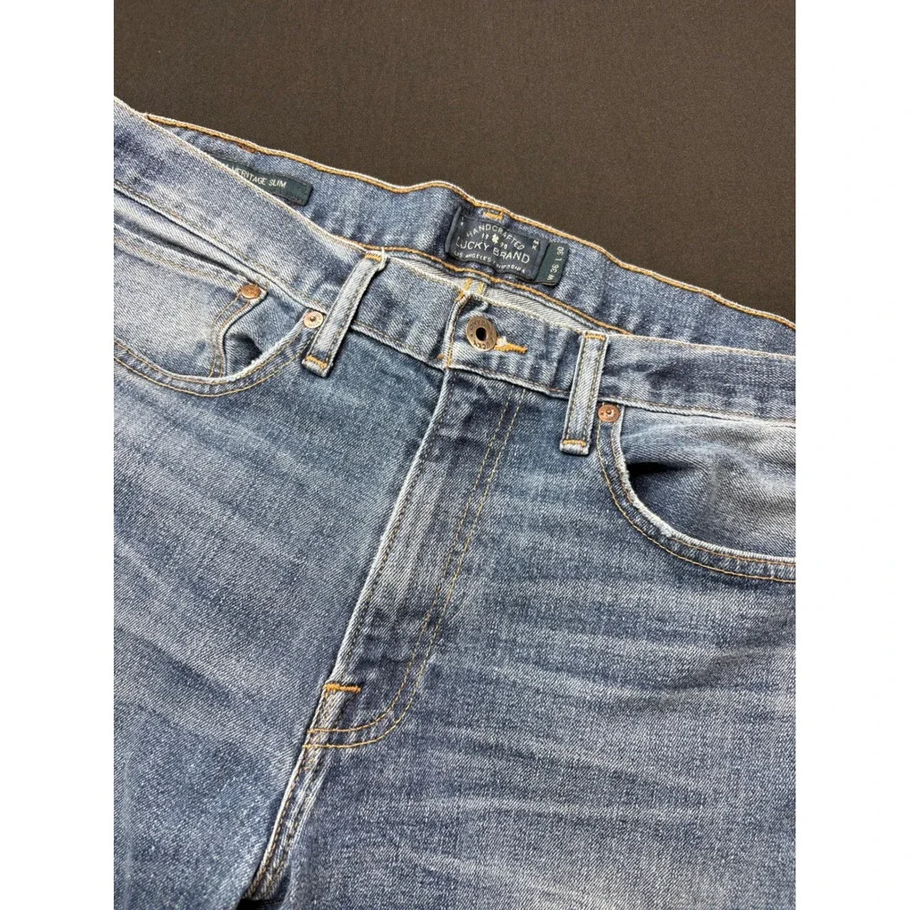 Lucky Brand fly fabric jeans