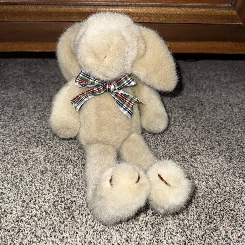 Manhattan Toy Bunny Rabbit Plush Stuffed Animal Ivory Cream Sleepy Eyes 1993