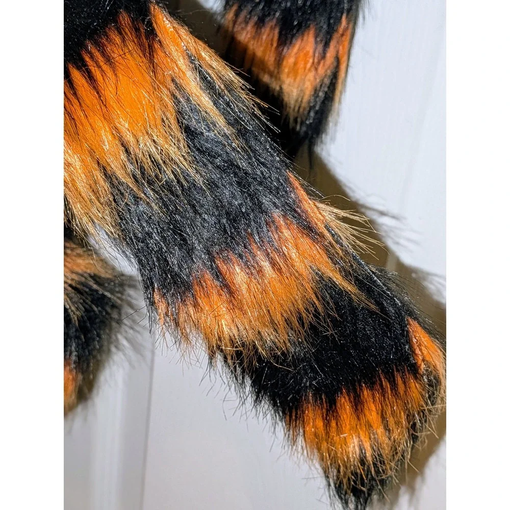 Spider Pet Dog Halloween Costume Black Orange Fluffy Fur Hoodie XL NWT‎
