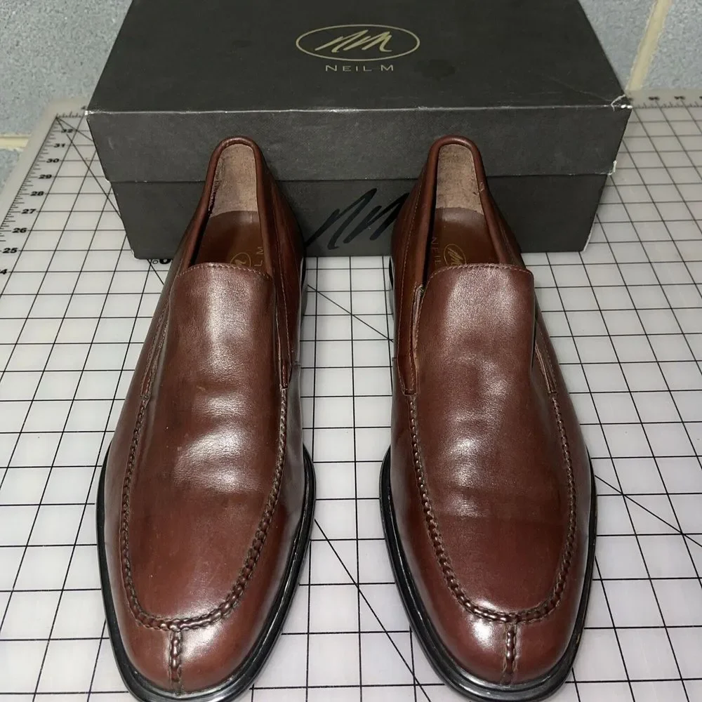 Neil M barely worn