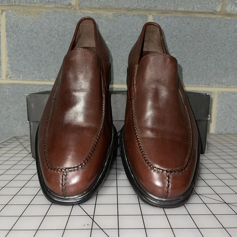Neil M barely worn