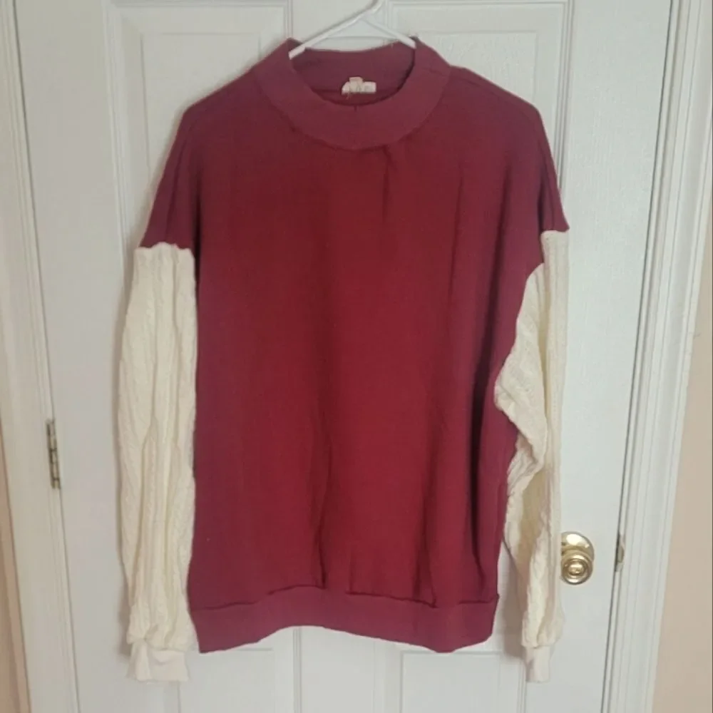 POL NEW Sweatshirt With Sweater Material Sleeves