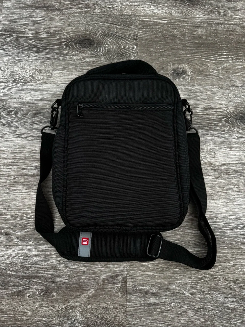 Ful strap organized