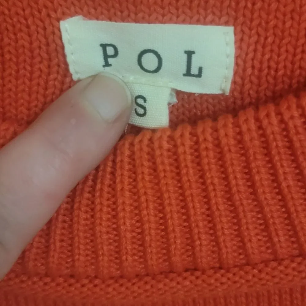 POL Size S NWOTS Women's Oversized Sweater