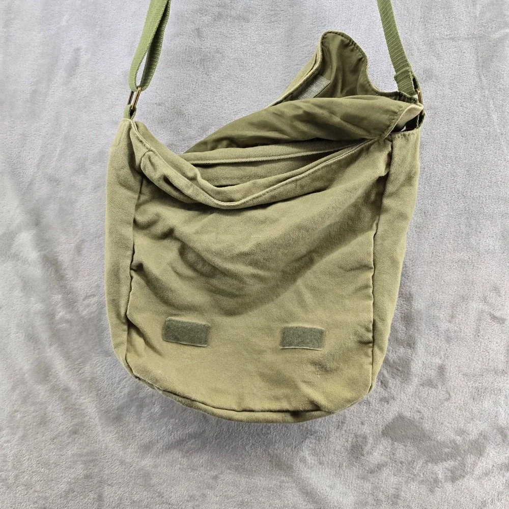 VTG Disney Parks Messenger Bag Green Animal Kingdom Canvas Crossbody