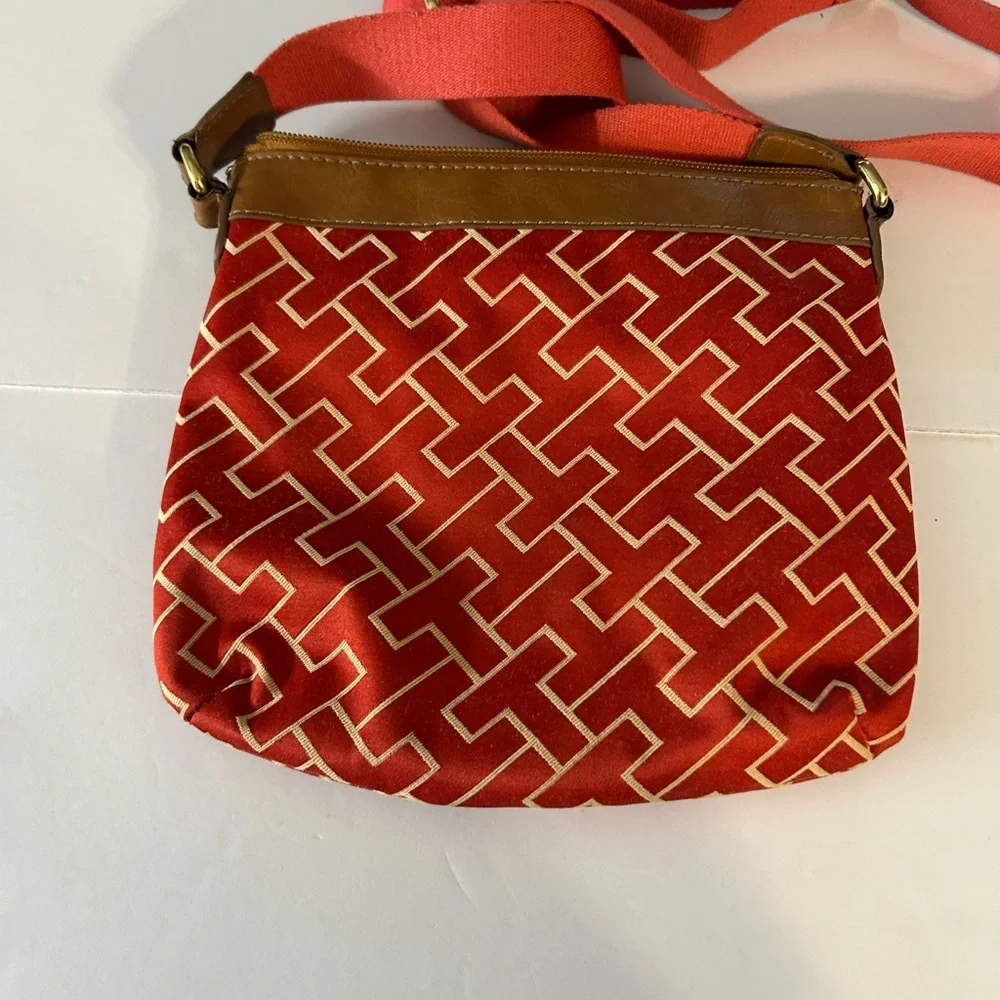 Tommy Hilfiger chic red