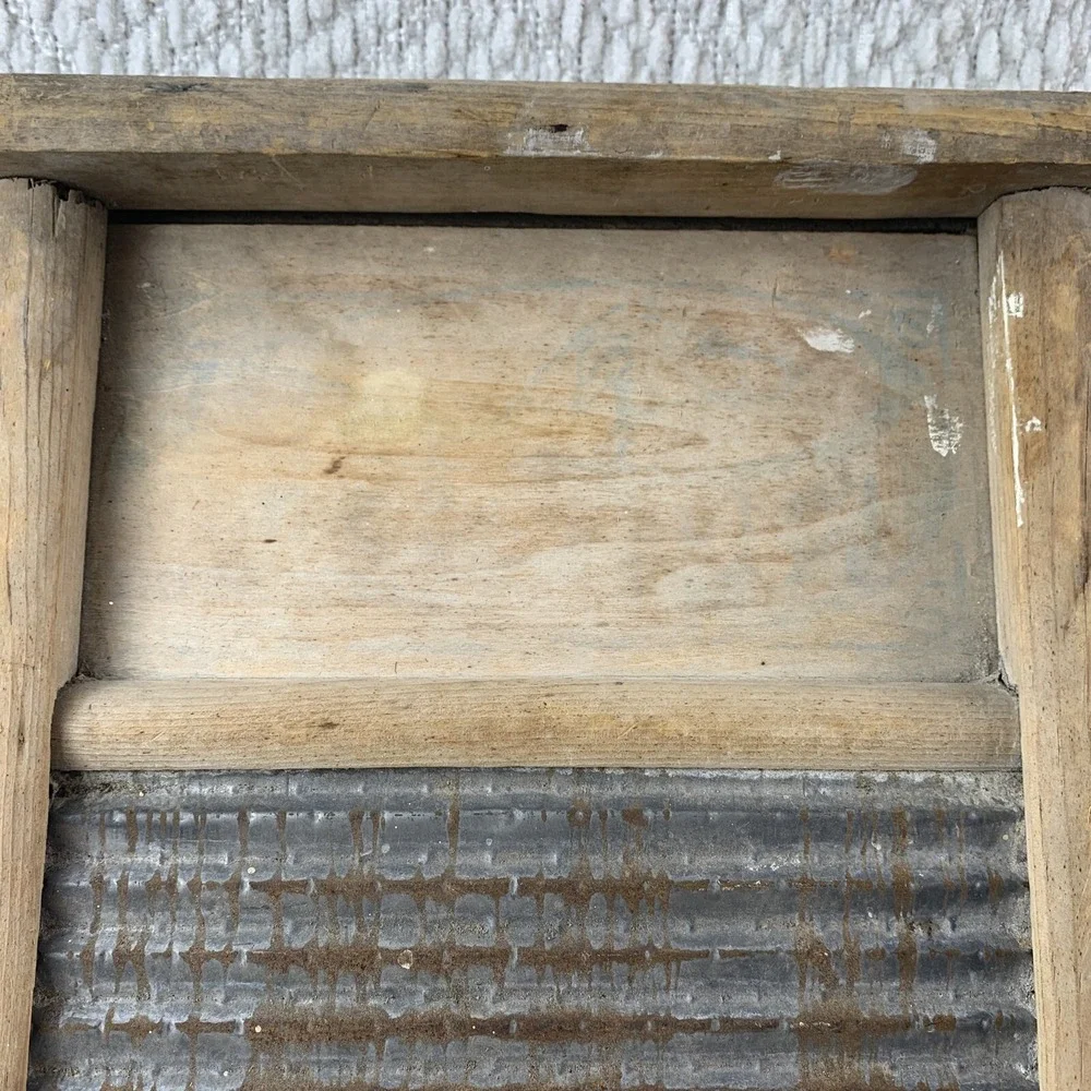 Vintage Washboard Wooden Laundry Farmhouse Wall Hanger Decor Possibly Antique?‎