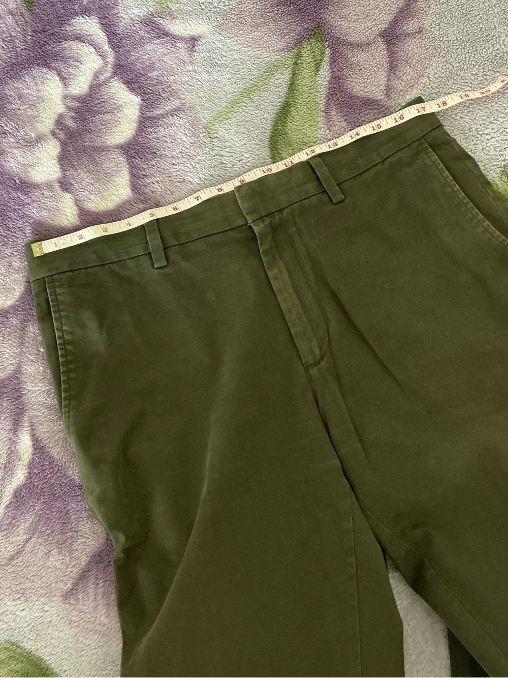 Banana Republic size 33