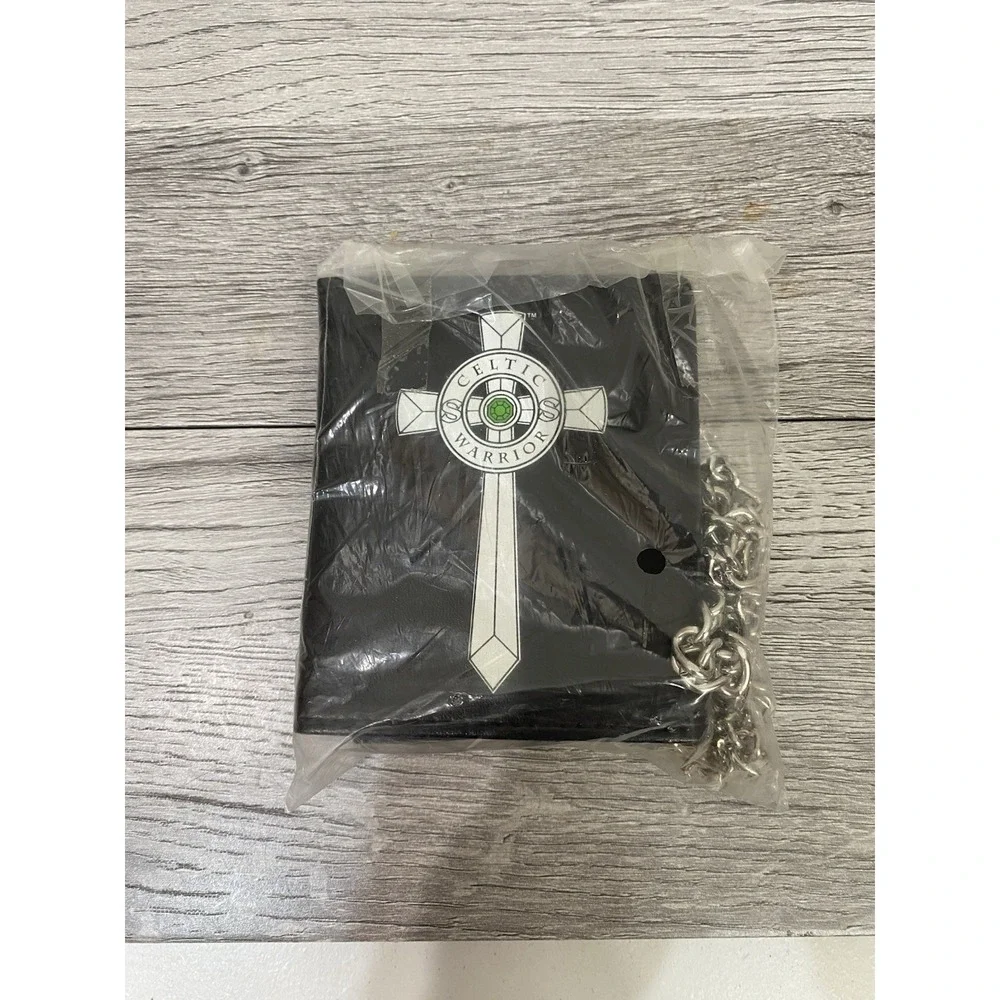 WWE Sheamus Leather Wallet‎ & Chain NOS