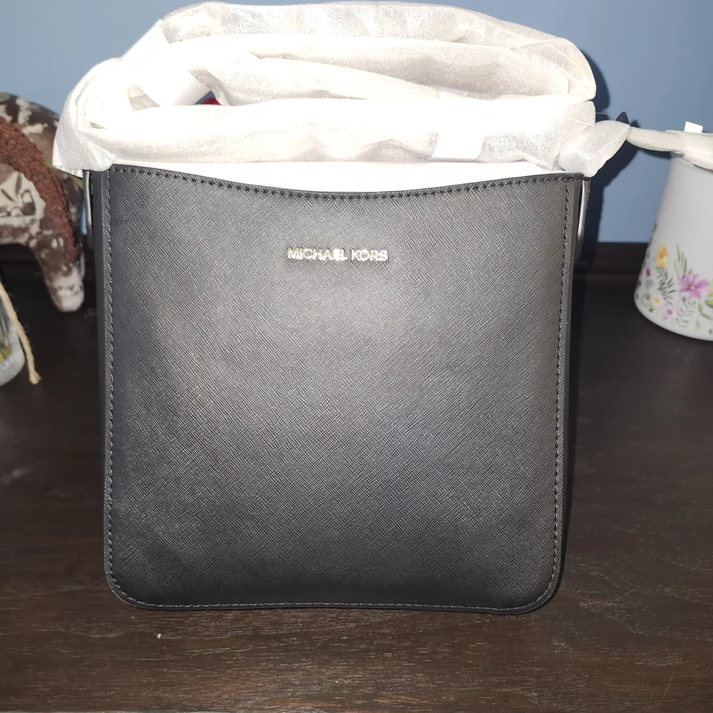 Michael Kors‎ Black Leather Jet Set Travel Shoulder Crossbody Messenger Bag