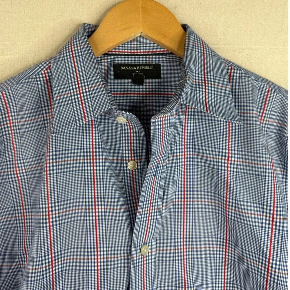 Banana Republic Men's Plaid Long Sleeve Button Down Shirt size Medium 15-15 1/2