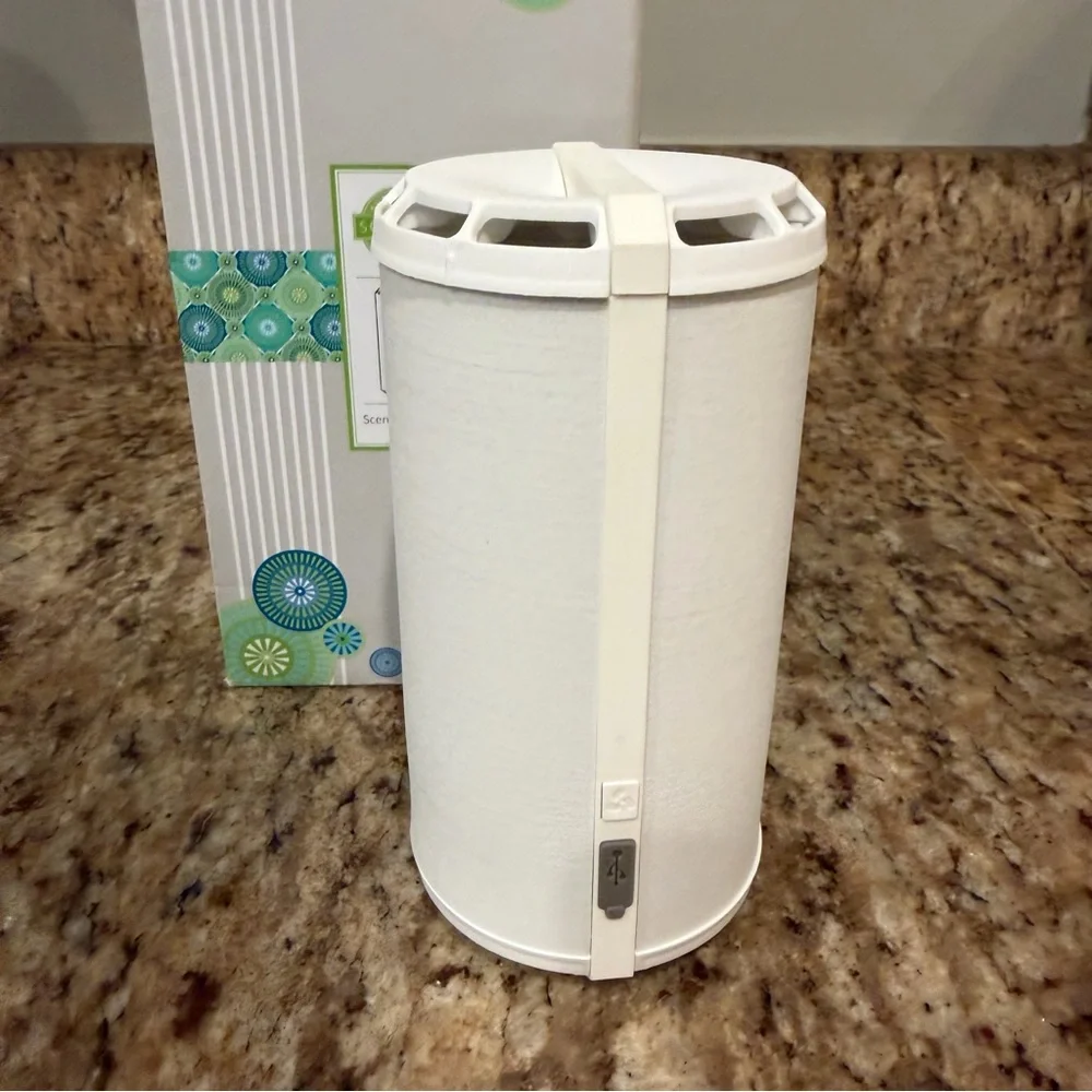 Scentsy excellent preowned