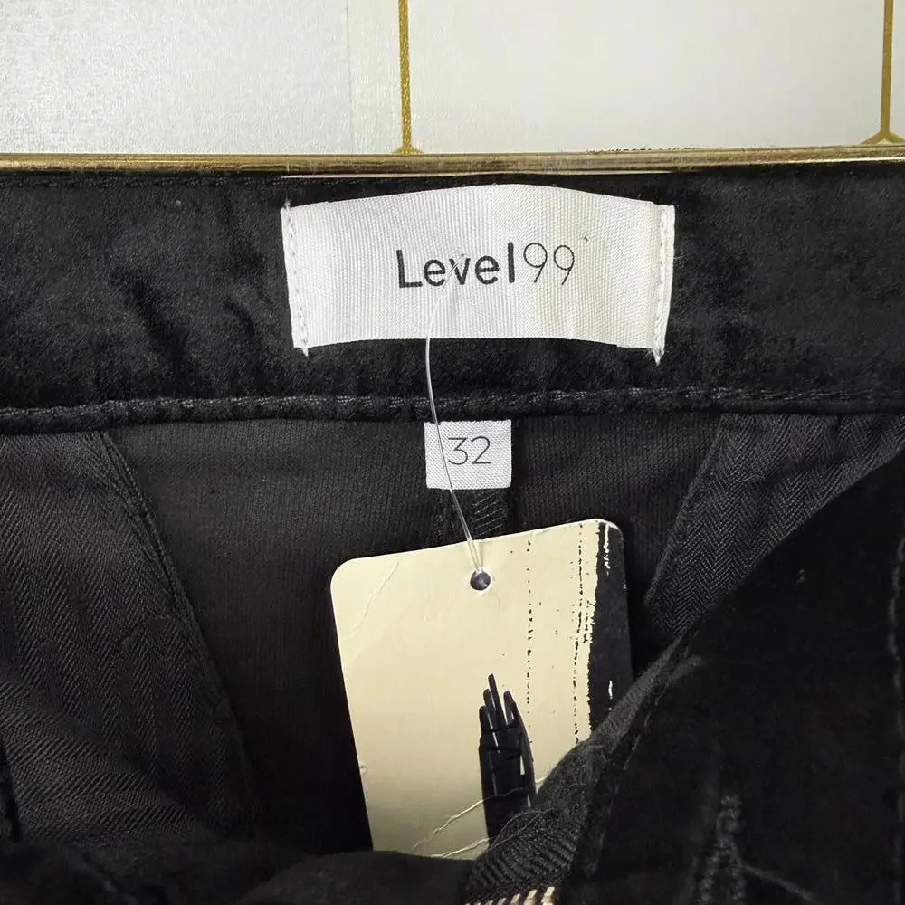 Level 99 wear look