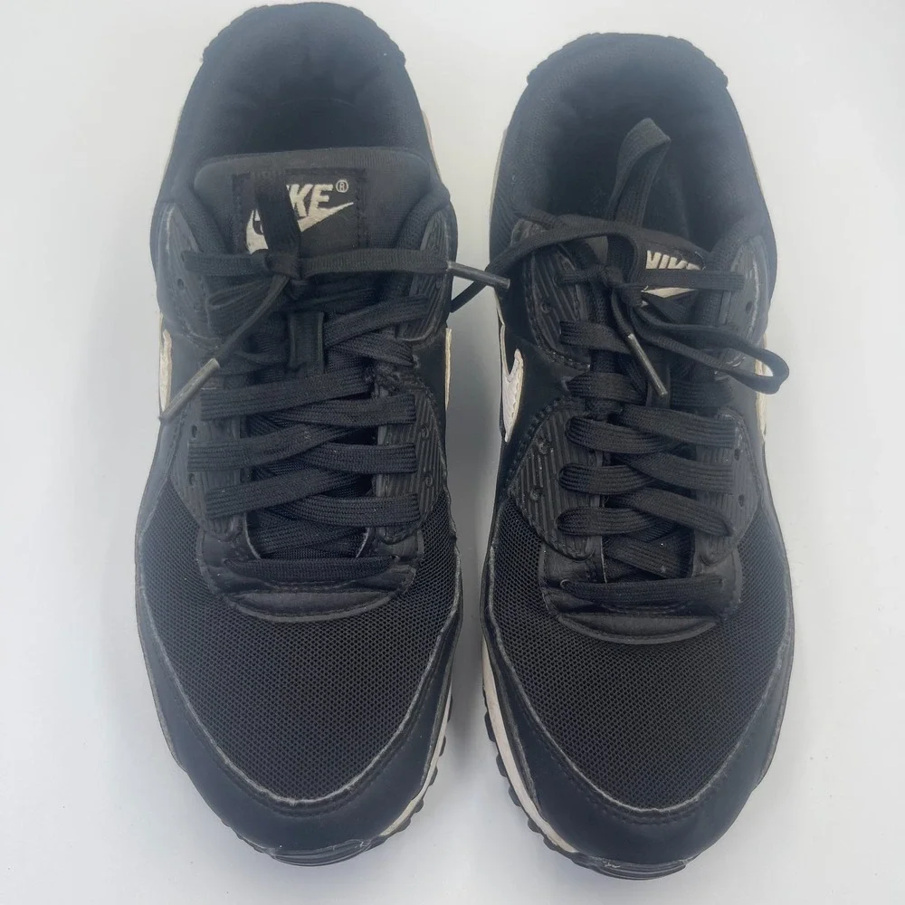 Nike Air Max 90 DH8010-002 Sneakers Womens US 9 Black Low Top Running Shoes