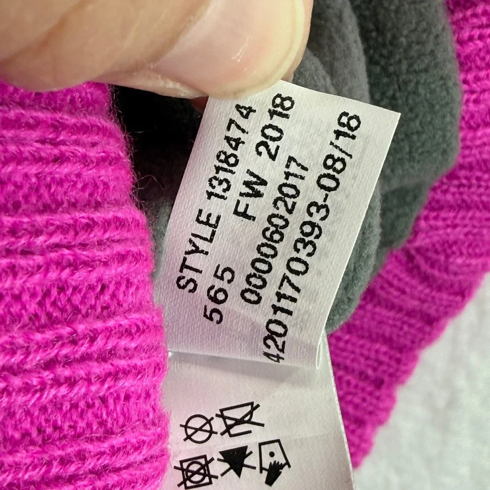 Under Armour style beanie