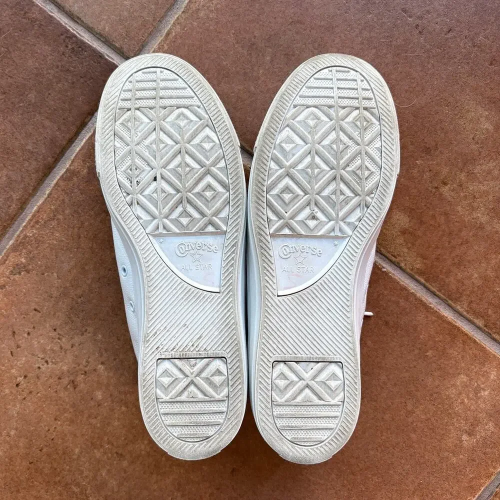 Converse leather all