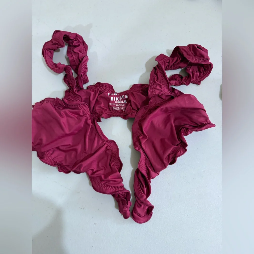 ruffled bandeau
