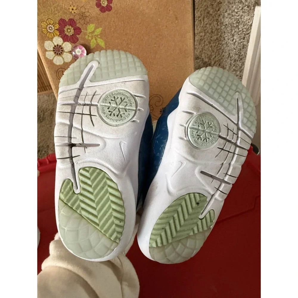Nike good preowned