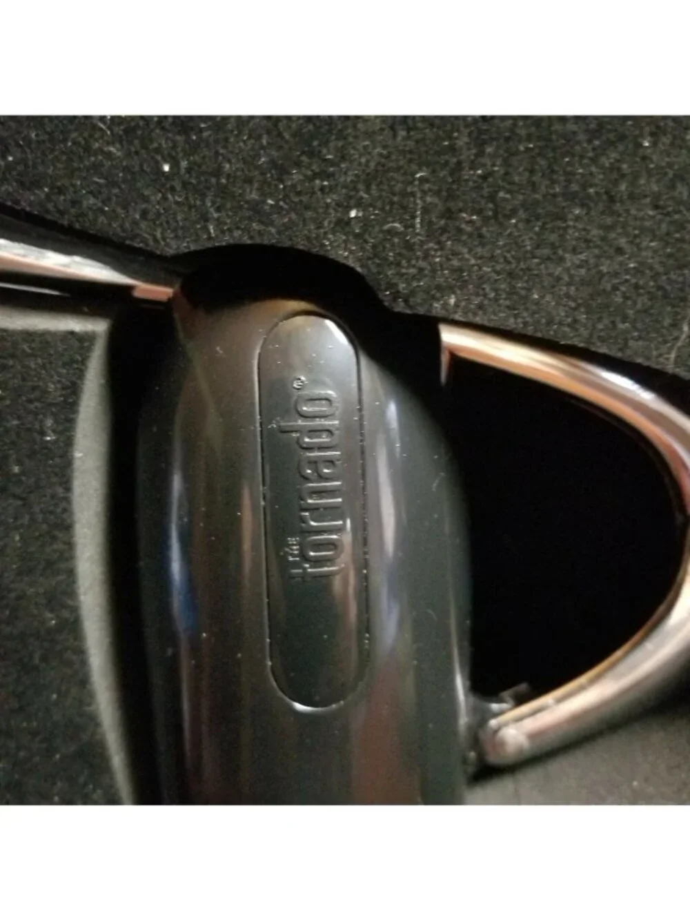 Tornado chrome black
