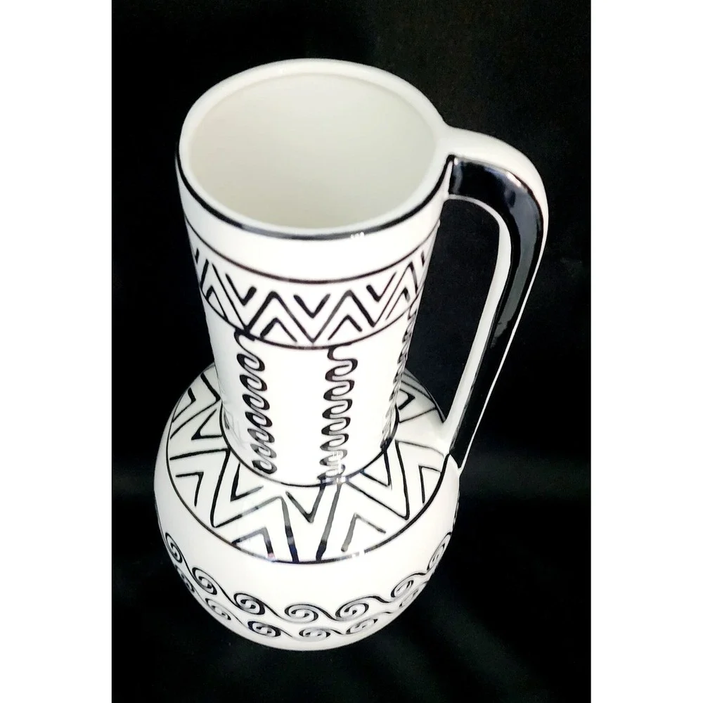 Nordic Design Ceramic Black & White‎ Hand Painted Vase Or Urn