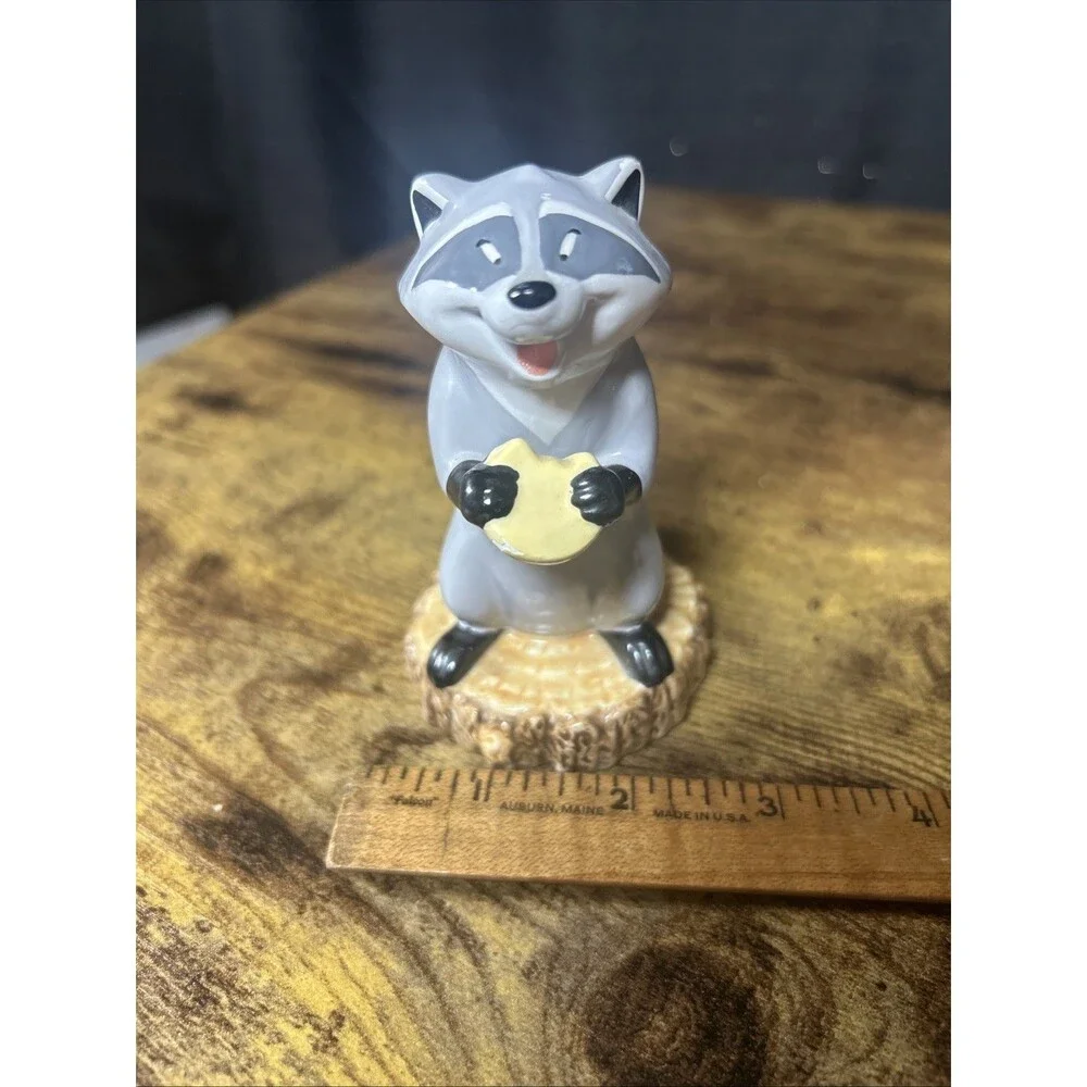 Disney’s Pocahontas MEEKO figure Racoon Figurine Rustic Whimsical Decor 4” Tall