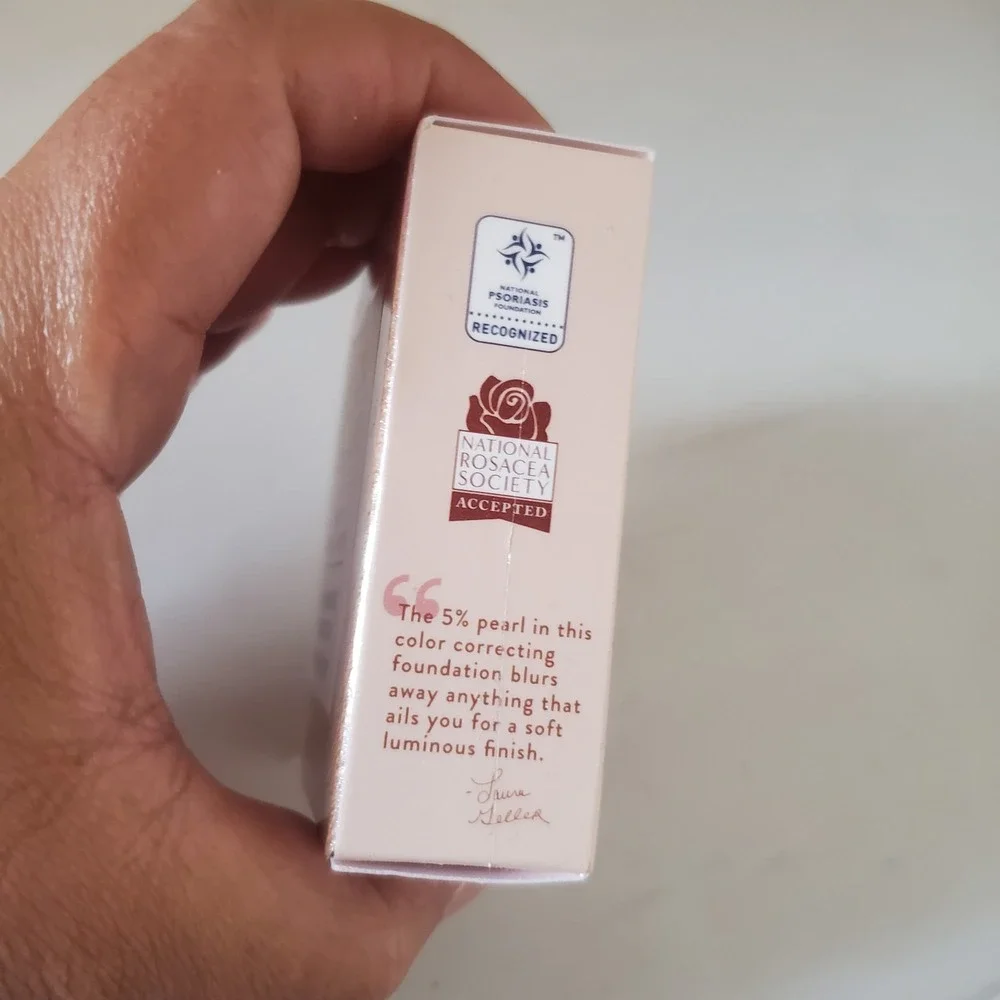 Laura Geller Baked Balance-N-Glow Illuminating Foundation Porcelain .32oz  New
