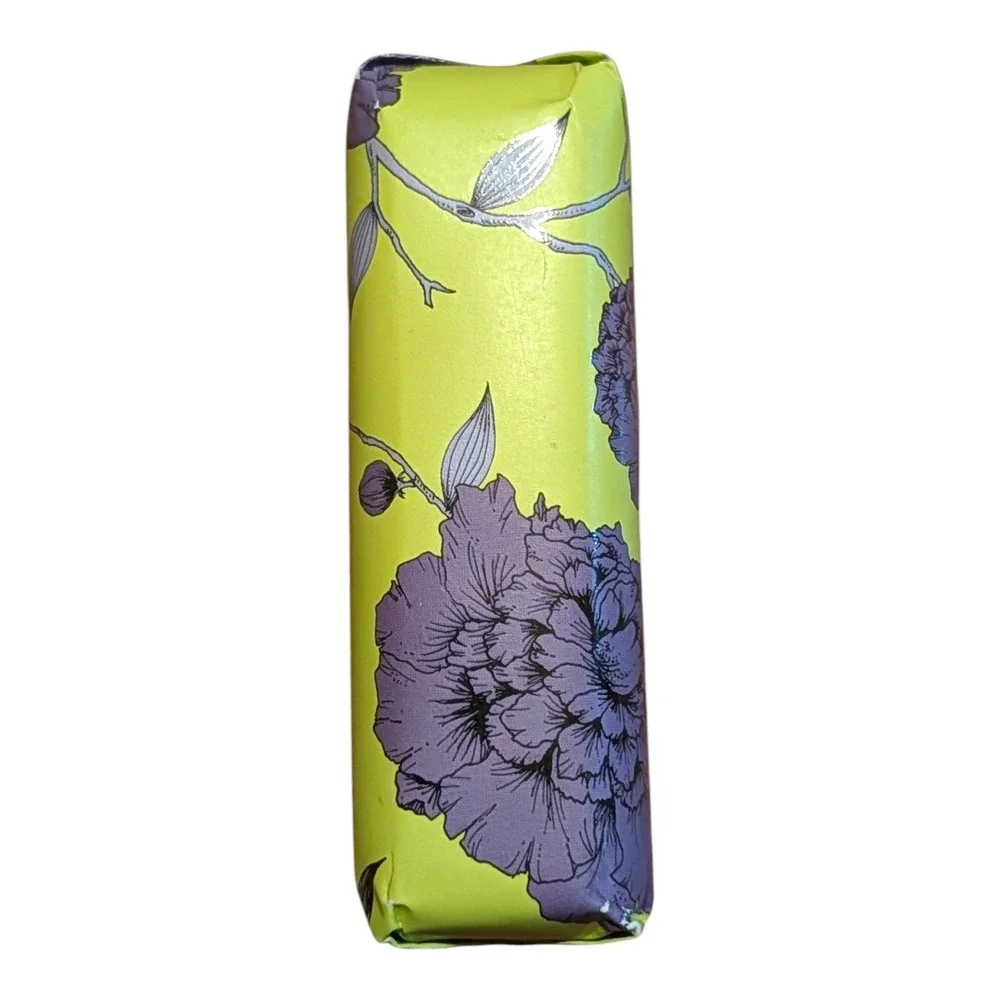 La Chatelaine la chatelaine