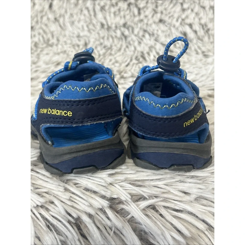 New Balance Toddler Shoes Size 7.5‎ Water Hiking Outdoor Blue Pull On Unisex EUC