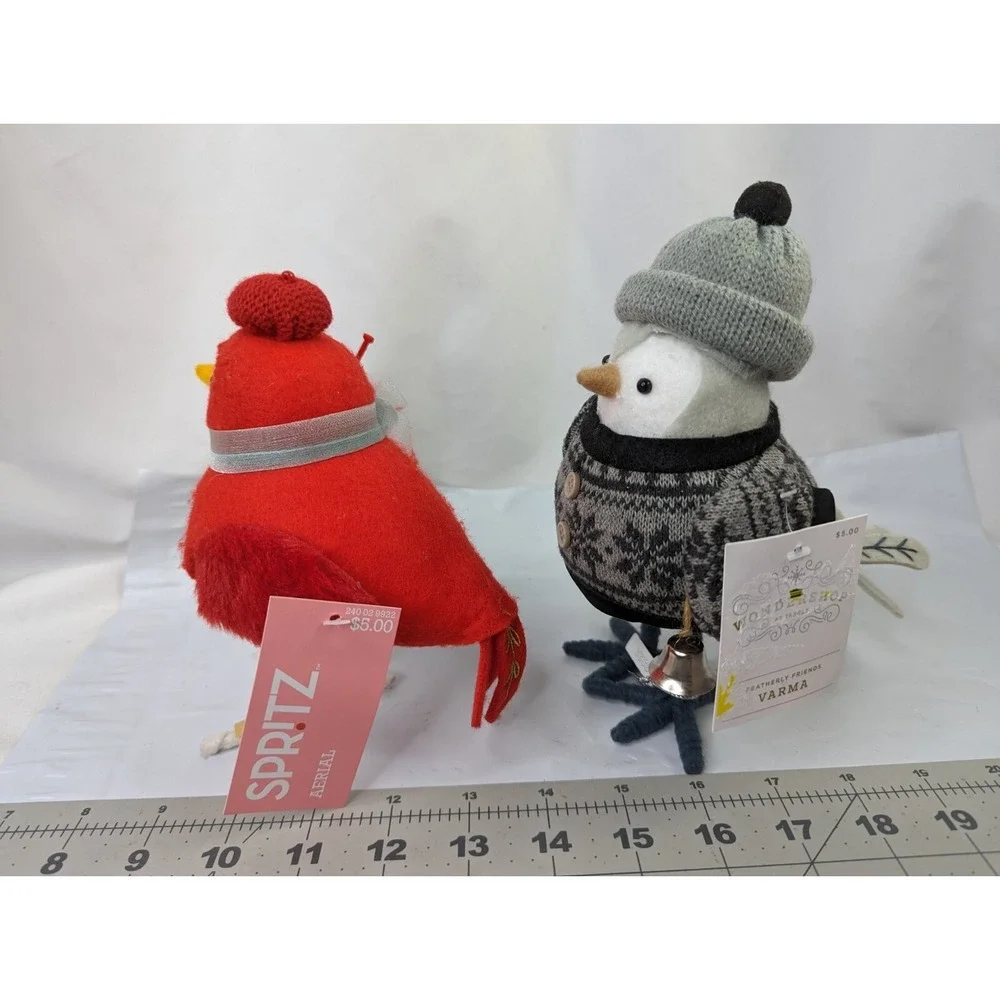 Target Spritz Featherly Friends Red Aerial‎ 2023 Varma 2022 Bird Lot