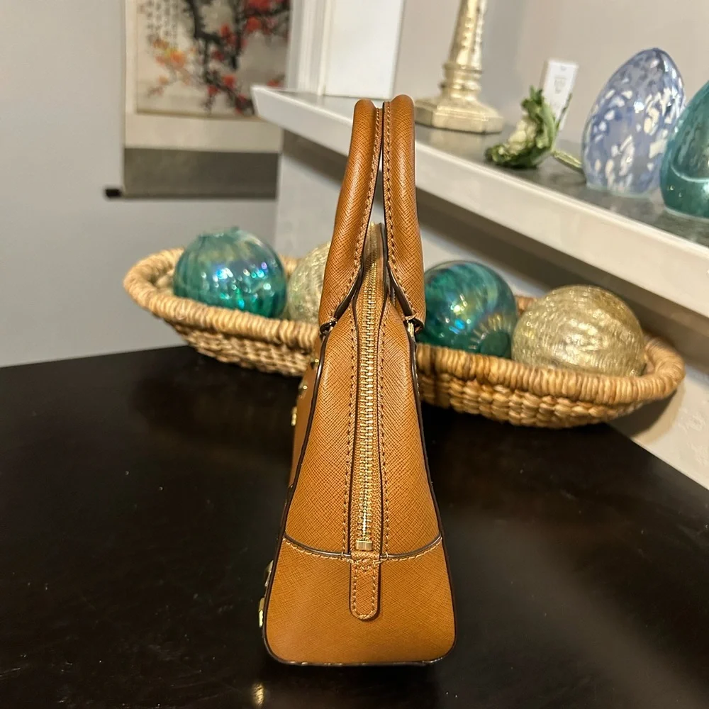 Michael Kors like new