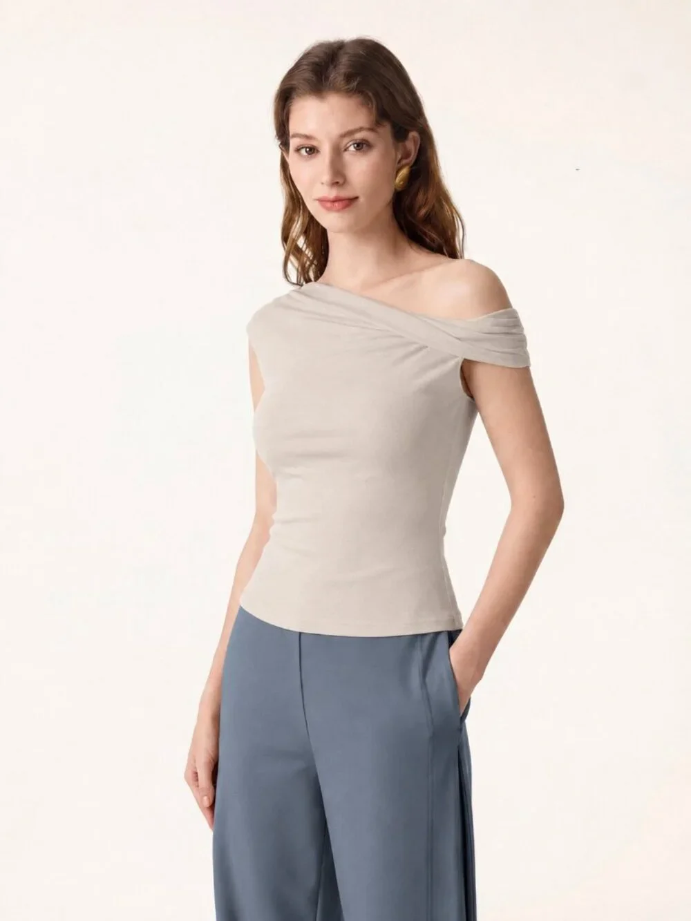 NWT OGL Eco-SkinKiss® Multi-wear Versatile Necklines Bra Top Fog L