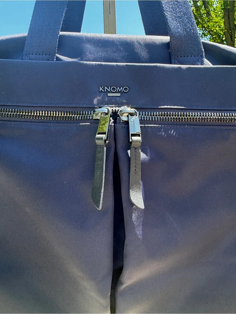 Knomo navy tote
