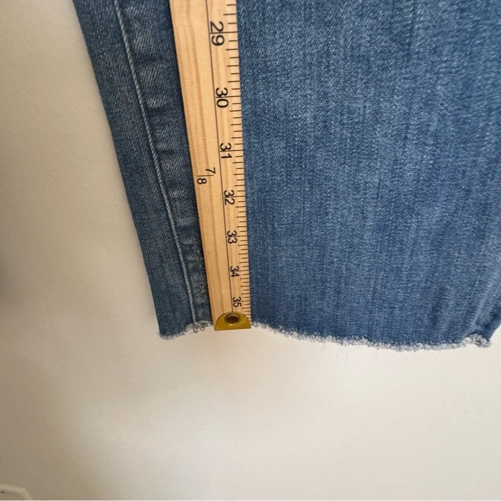 Chico's High Rise Straight Leg Ankle Cropped Jeans Distressed Stretch Size 8P