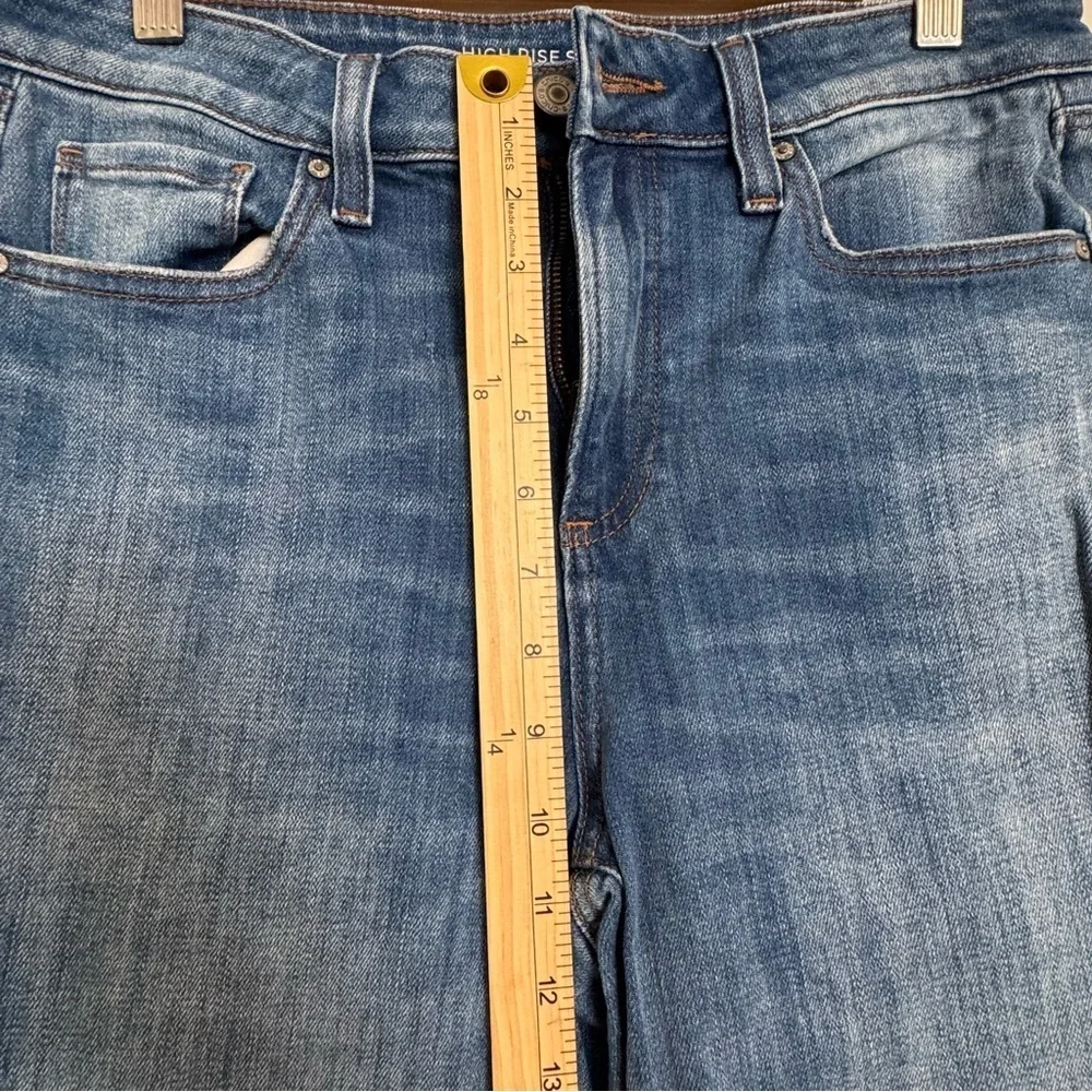 Chico's High Rise Straight Leg Ankle Cropped Jeans Distressed Stretch Size 8P