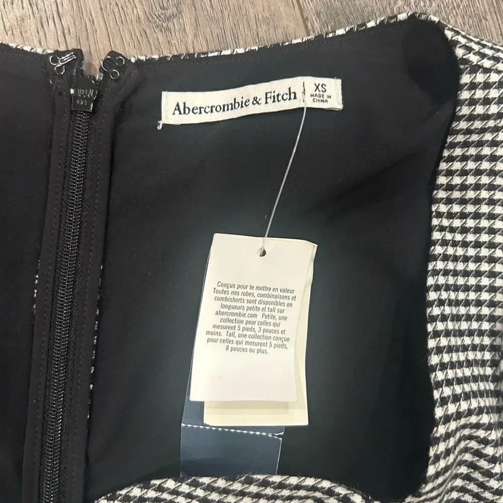 Abercrombie & Fitch inseam approx