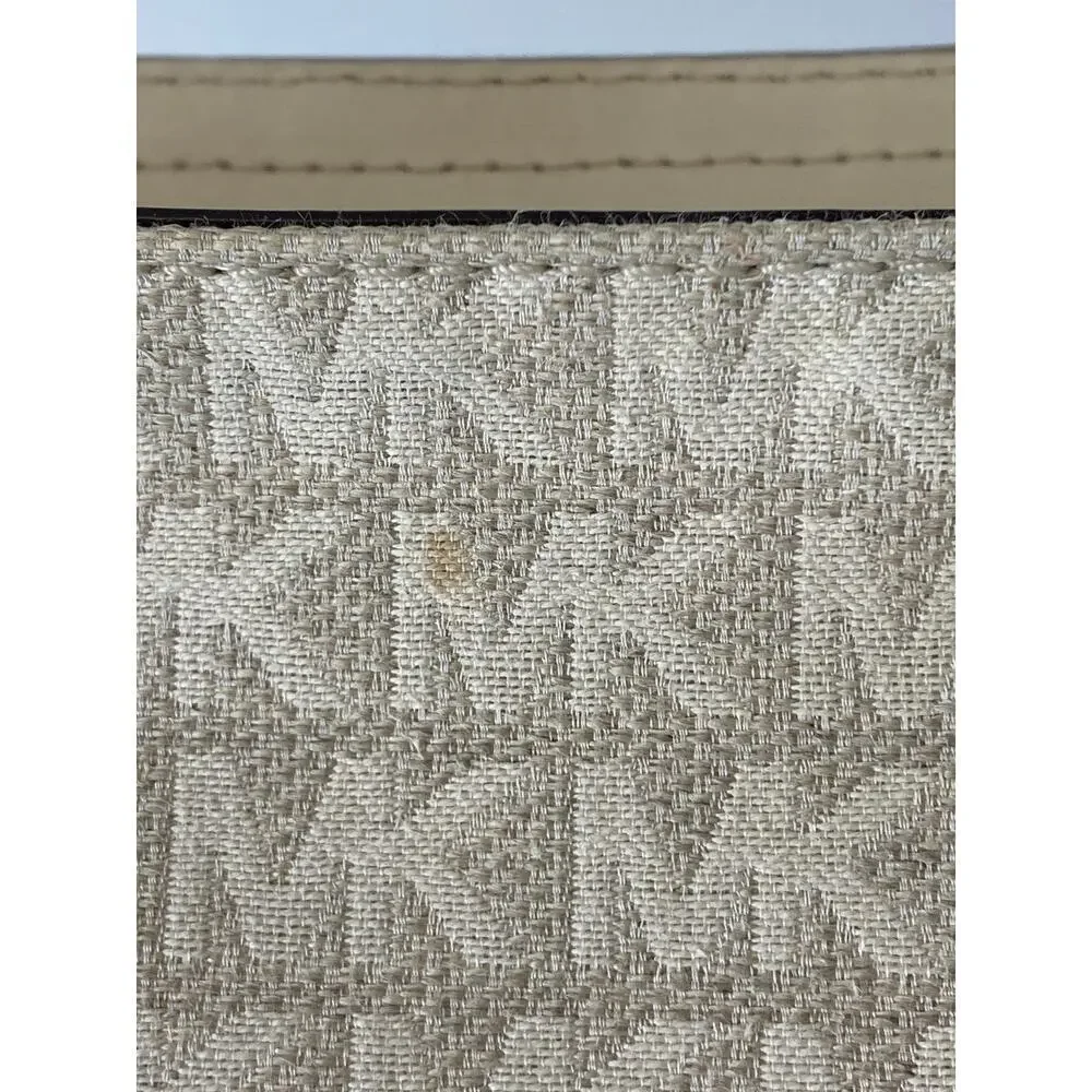 Michael Kors see front pet