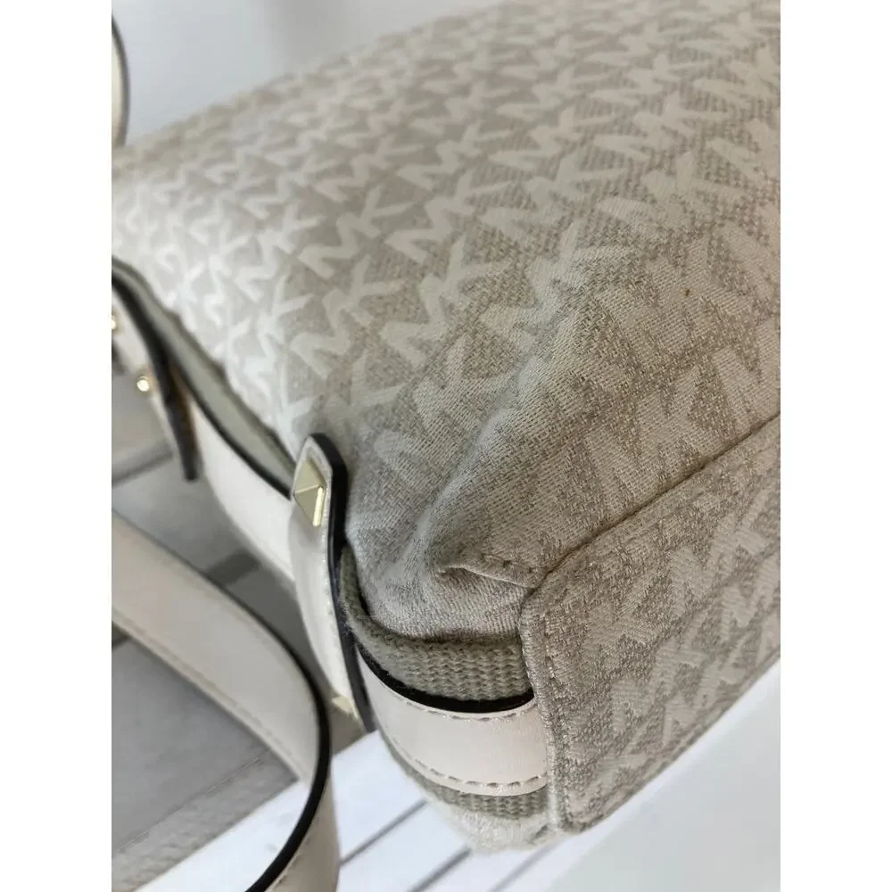 Michael Kors smoke 10