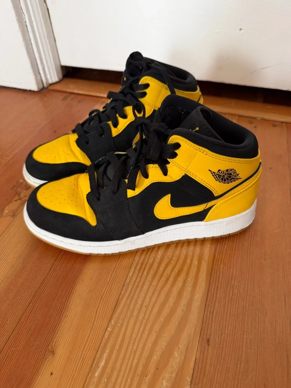 Nike Air‎ Jordan 1 Retro New Love 2017 7Y